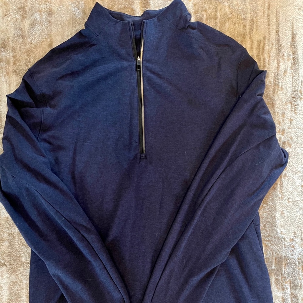 Authentic Lululemon men’s athletic pullover